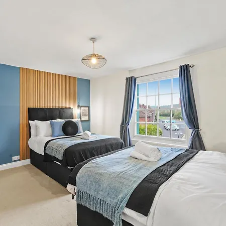 Stunning Penthouse On Bristols Harbourside Bristol