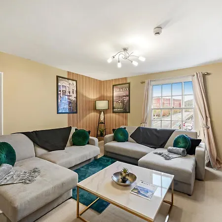 דירה Stunning Penthouse On Bristols Harbourside בריסטול