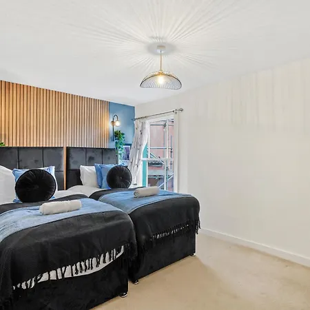 شقة Stunning Penthouse On Bristols Harbourside *